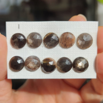 Cabujones Redondos de Piedra Sol Negra Facetada 10mm