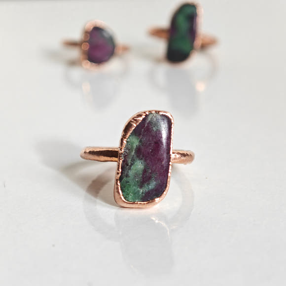 Anillo Rubí Zoisita - Electroformado Cobre