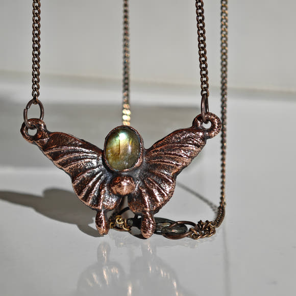 Colgante Mariposa · Labradorita Anaranjada