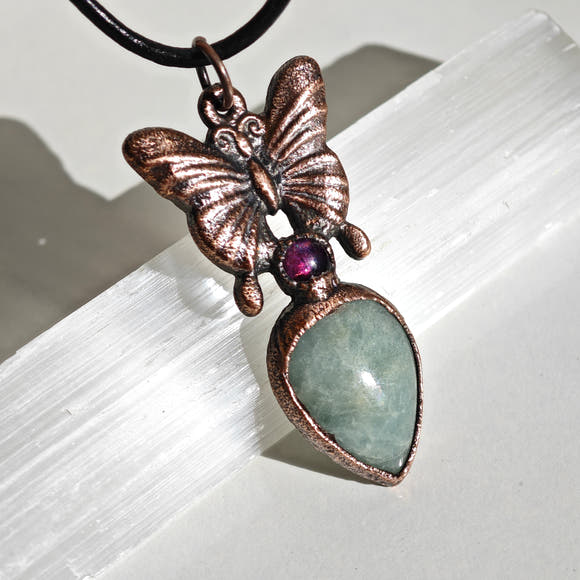 Colgante Mariposa · Aguamarina Luminosa