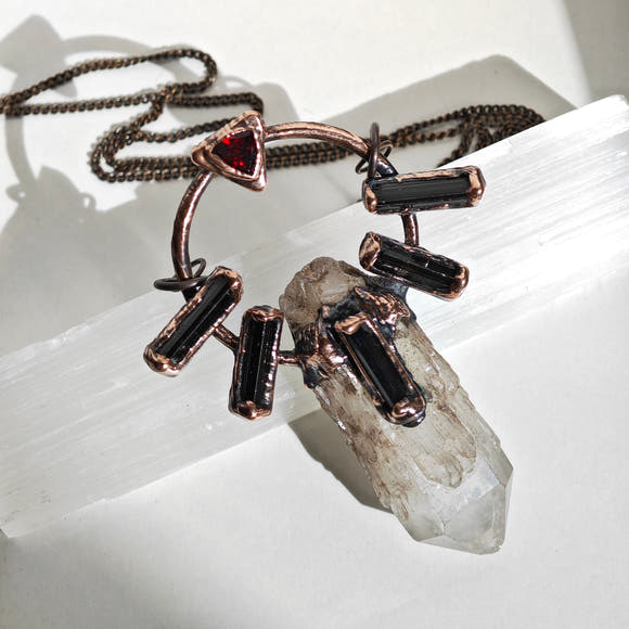 Colgante Cuarzo Vela · Turmalina y Granate - Electroformado Cobre