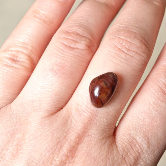 Cabujón Cuarzo Anfibol · 14×9 mm