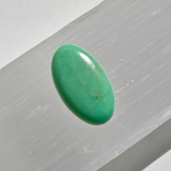 Crisoprasa · Cabujón Oval Indonesia 13×7 mm