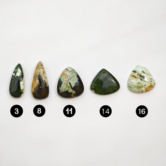 Calcedonia de Cromo Cabujones Lagrima