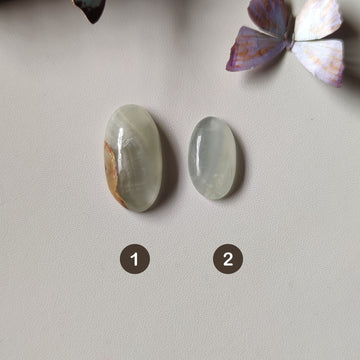 Calcita Azul Ovalada Tallada a Mano - 0