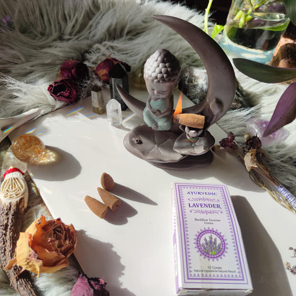 Backflow Incense Cones · Lavender