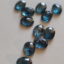 Cabujones Ovalados de Cianita Azul Musgo en Corte Rosa-4