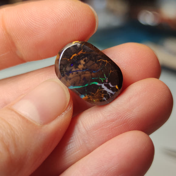 Boulder Opal Oval Cabochon Australian Boulder nr.15