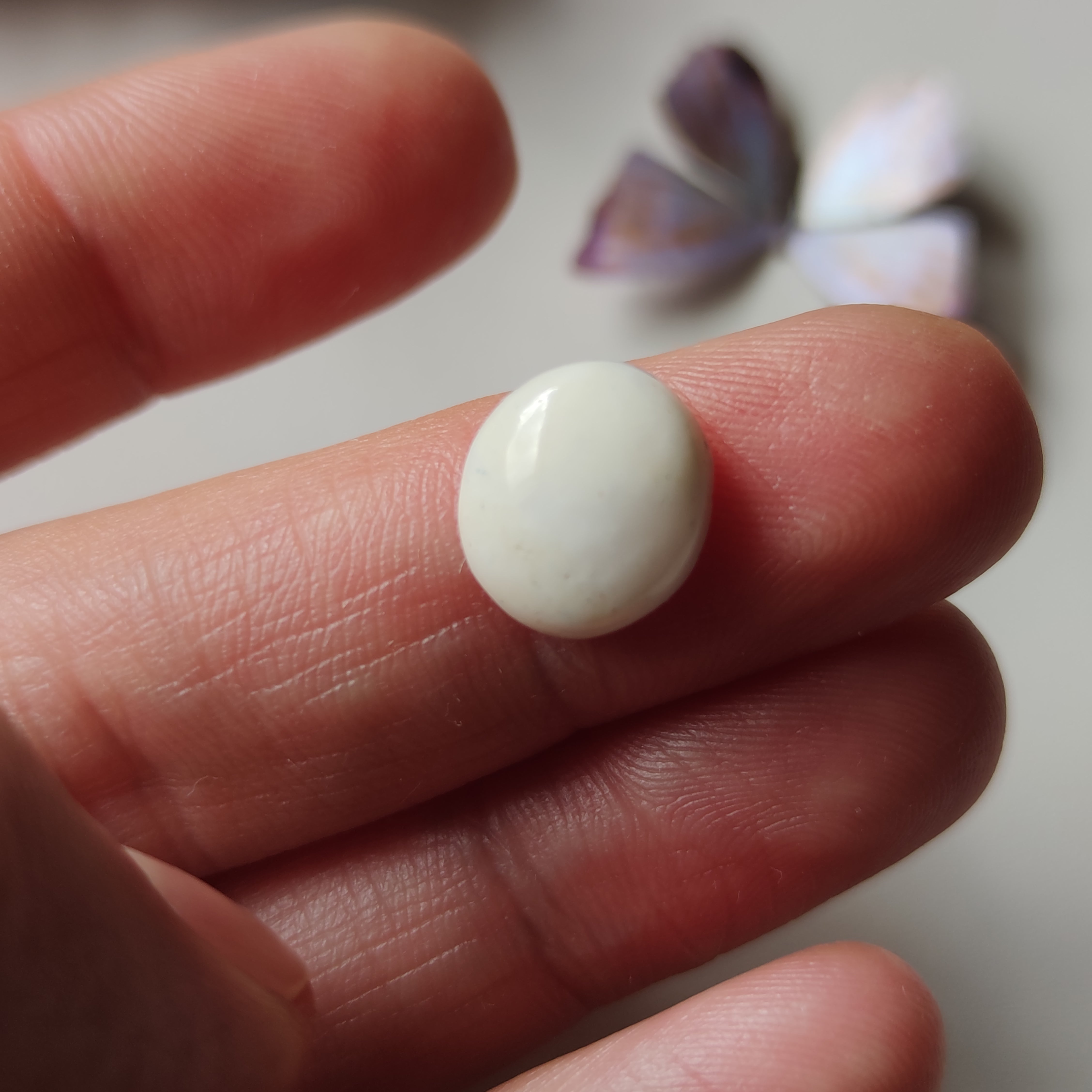 Cabujones de Ópalo Lechoso Blanco
