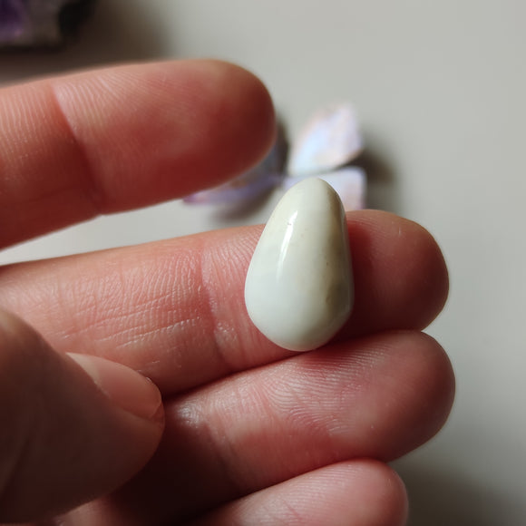 Cabujones de Ópalo Lechoso Blanco