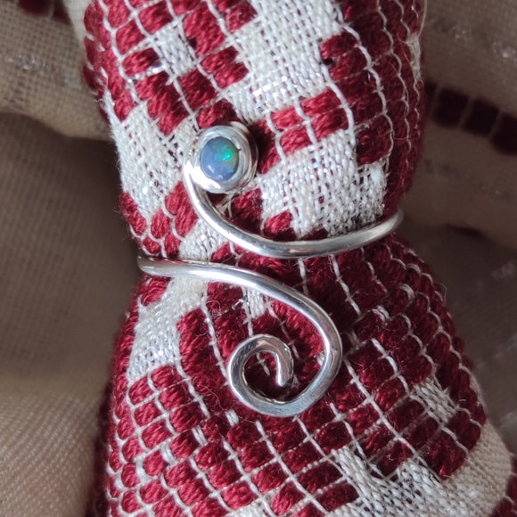 Anillo Ajustable ESPIRAL con Ópalo Negro Australiano Lightning Ridge