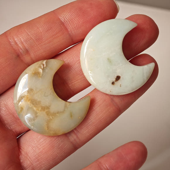 Amazonita Semiluna Cabujón · 30×8 mm