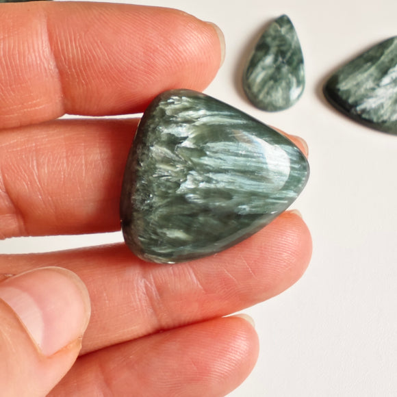 Serafinita Cabujones Forma Lagrima