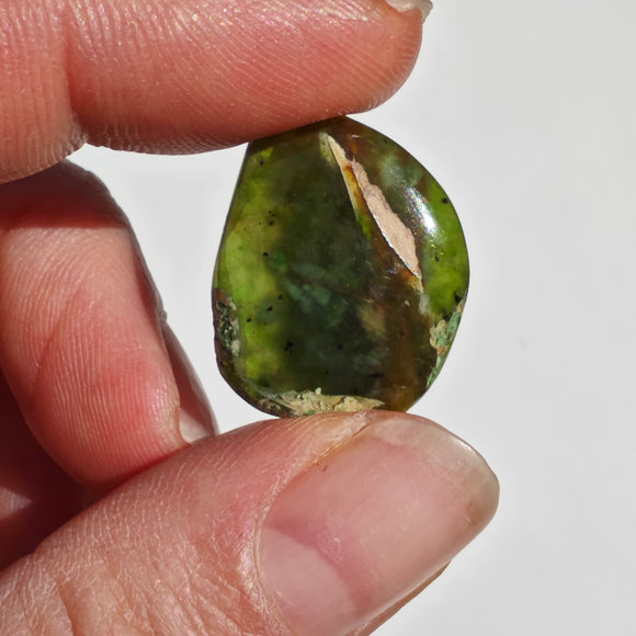 Calcedonia de Cromo Cabujones Forma Libre