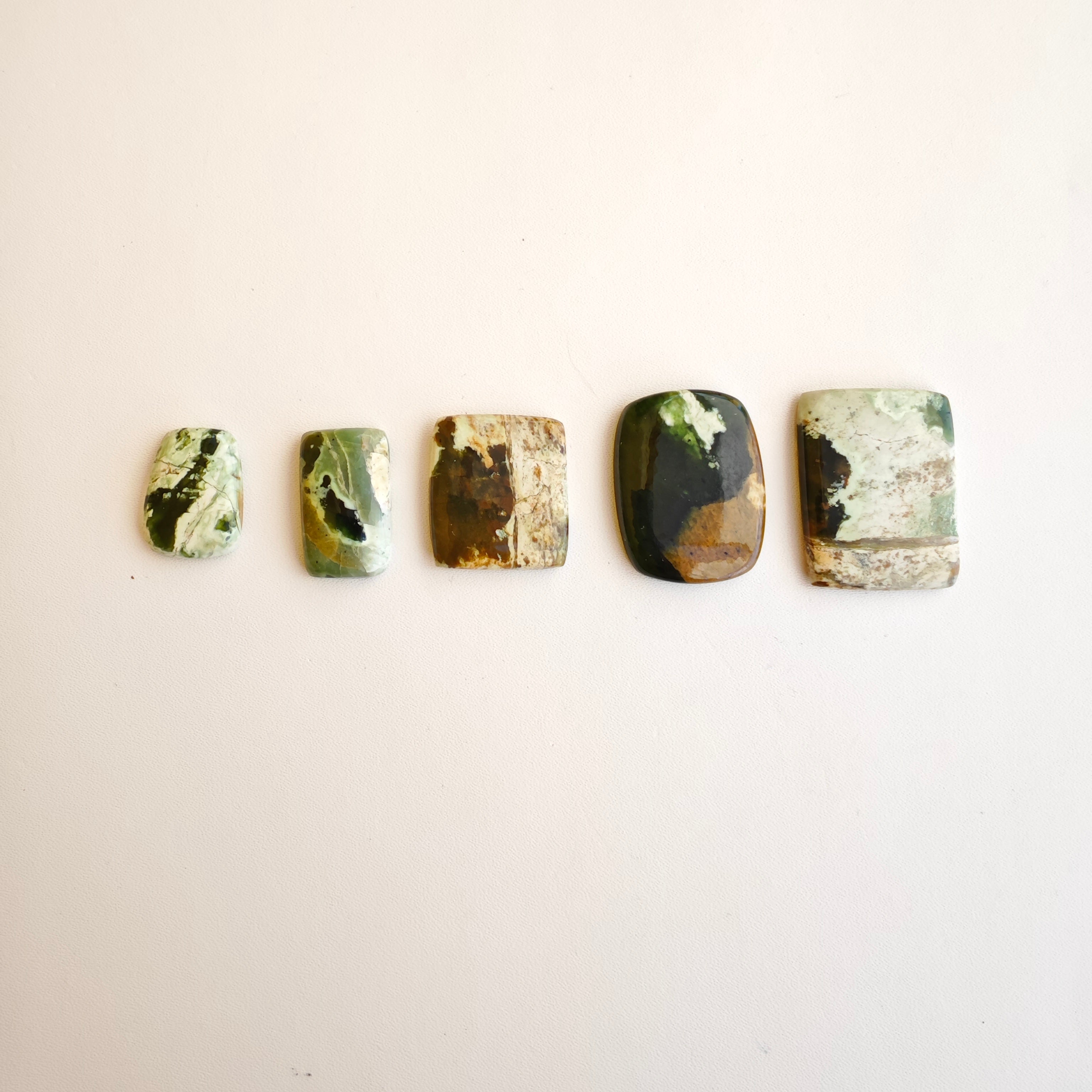 Calcedonia de Cromo Cabujones Rectangulares