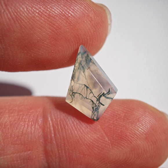 Ágata Musgo Cabujón Cometa - Facetado