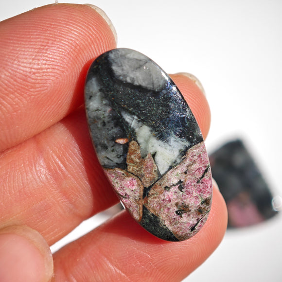 Eudialita Natural Cabujones Formas Variadas