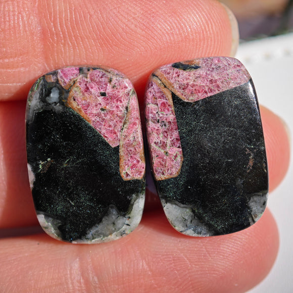 Eudialita Cabujones Pares