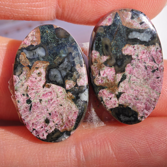 Eudialita Cabujones Pares