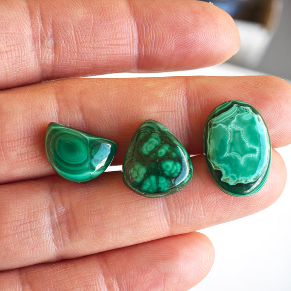 Malaquita Cabujones Forma Variada nr.10