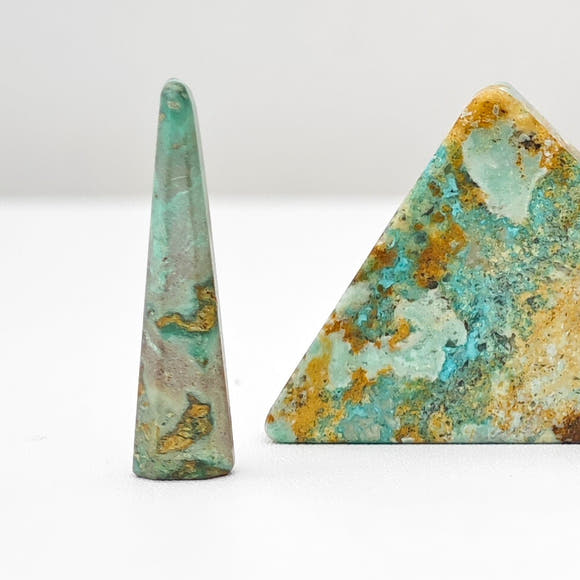 Variscite Point from Palazuelos · 22x6 mm