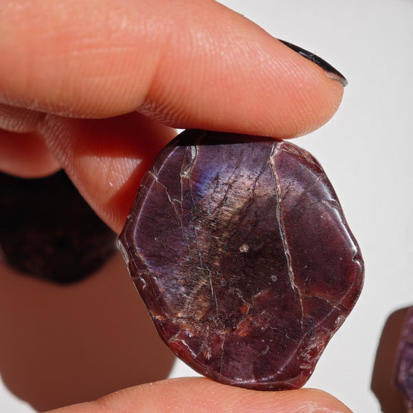 Rebanadas de Granate Almandino en Bruto