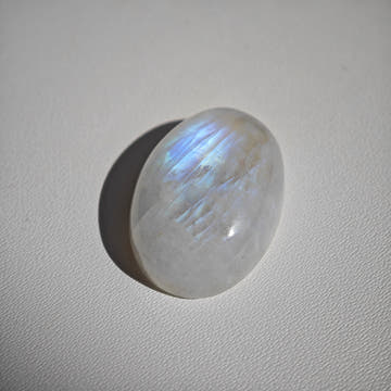 Rainbow Moonstone Oval Cabochon PHOTO
