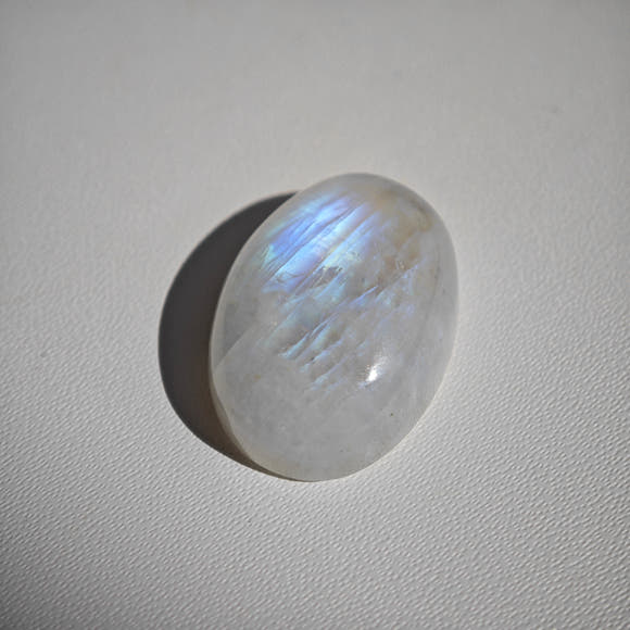 Piedra Luna Arcoíris Cabujón Oval FOTO