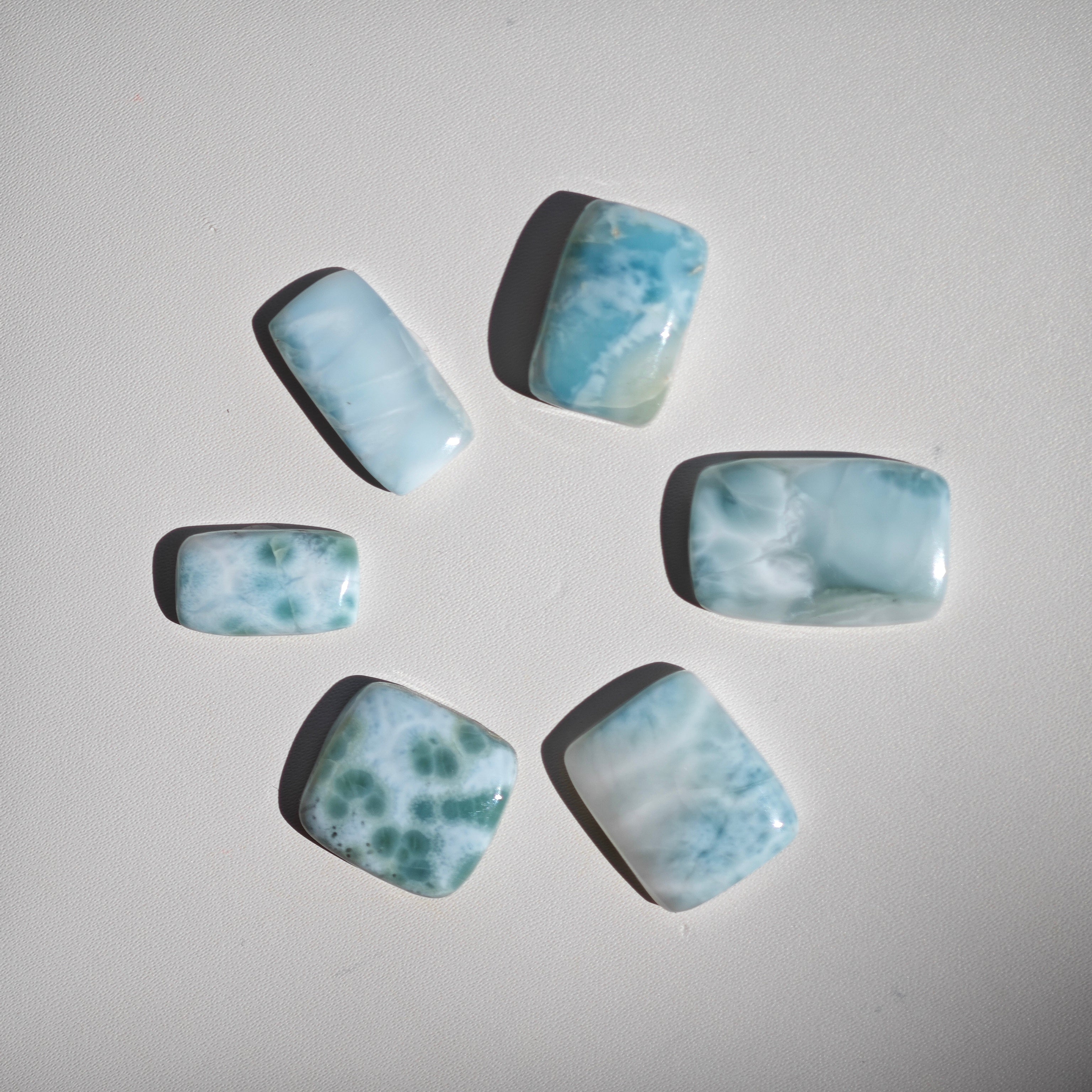larimarページ Larimar Rectangle · 30×20 mm | Anima Mundi Crystals