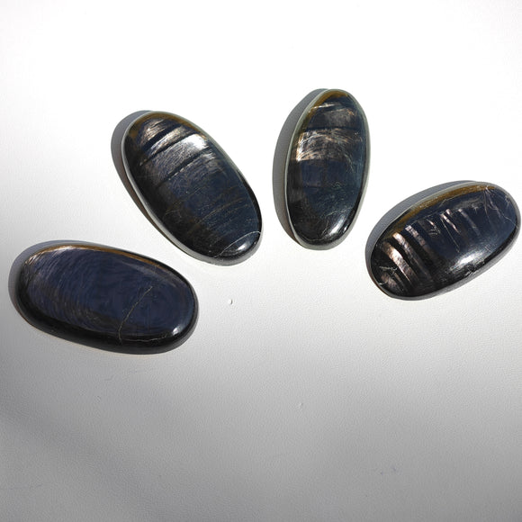 Cabujones Ovalados de Hiperstena