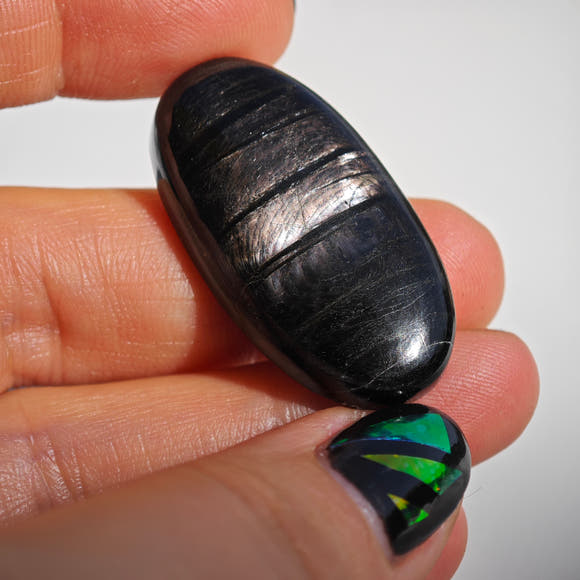 Hiperstena Oval · Cabujón Schiller