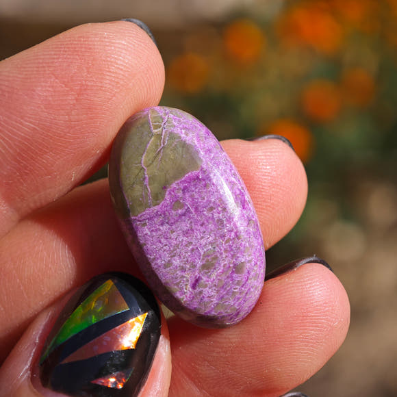 Small Oval Stitchtite Cabochon