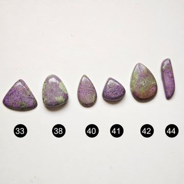 Stichtita Cabujones Forma Variada