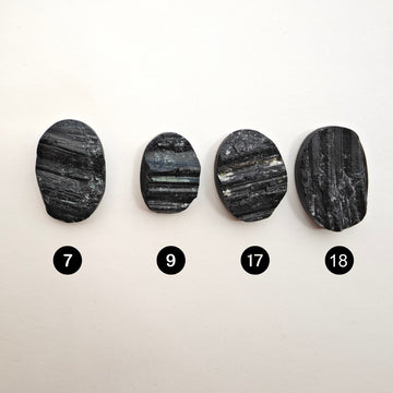 Turmalina Negra Cabujones en Bruto - 0