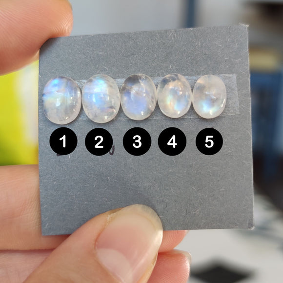 Cabujones Ovalados de Piedra Luna 10mm