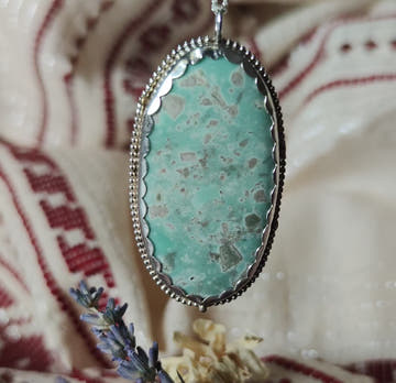 AUM Pendant · Utah Variscite