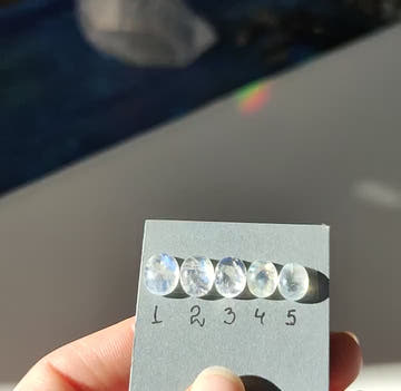 Moonstone Oval Cabochons 10mm - 0