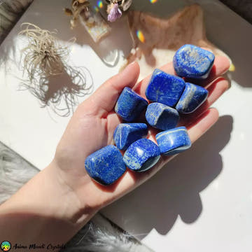 Rodados de lapislázuli natural de Afganistán, azul ultramarino con pirita dorada y calcita blanca, tamaños 25-34 mm