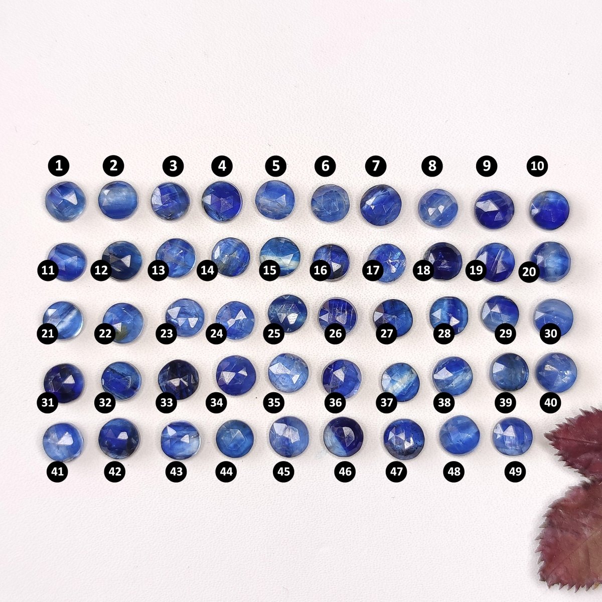 Cabujón de Cianita Azul 6mm - Talla Rosa - Cristales Anima Mundi
