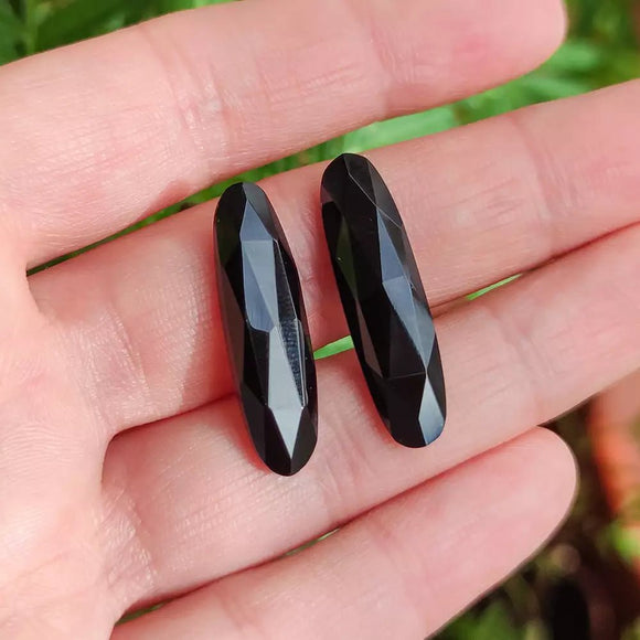 Faceted Oval Black Onyx - Anima Mundi Crystals