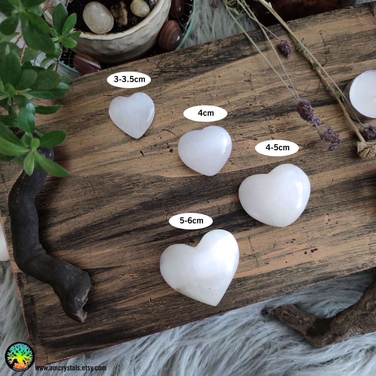 Piedra de palma de corazón de selenita hinchada de 4-5 cm - Cristales Anima Mundi