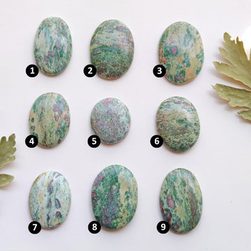 Ruby Fuchsite Cabochon - Oval Nr.1 - Anima Mundi Crystals
